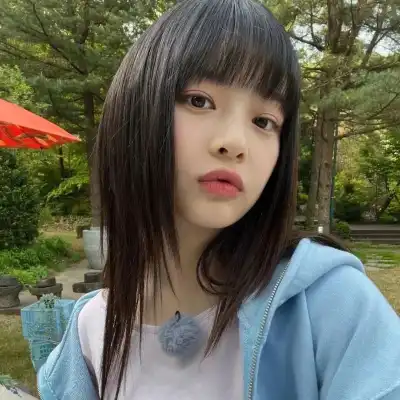 纪静岩